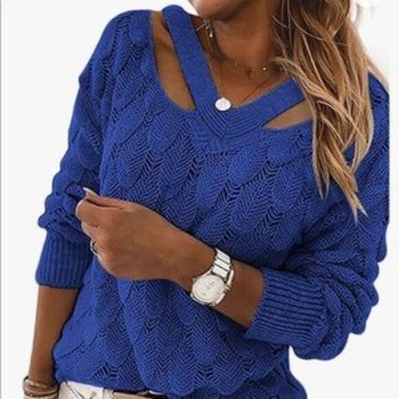 New Unique V Neck Hollow Out Knit Sweater - Picture 5 of 11